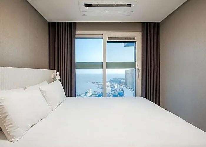 Newcz Osiria Busan